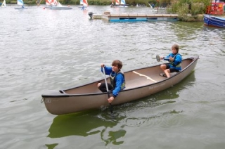 Os pequenos canoadores!